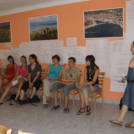 Hi * Veli Losinj