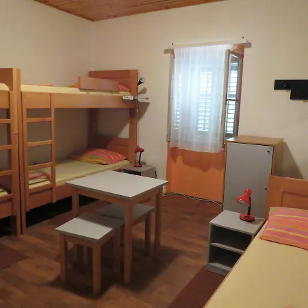 Hi * Veli Lošinj